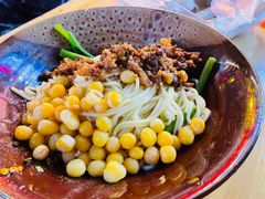 -八一路好吃街(雨田商务大厦店)