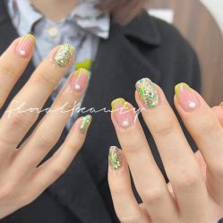 -济南花里美甲美睫