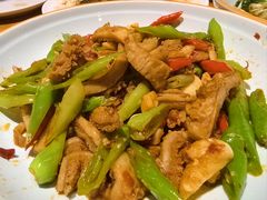 -蒙艾里民族传统菜蒙餐