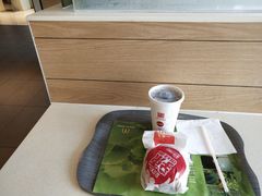 麦辣鸡腿汉堡经典中薯条套餐-麦当劳(国贸店)
