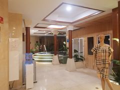 -鸿泰洋美食水会(东门中店)