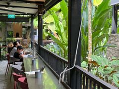 -植物园哈利亚餐厅
