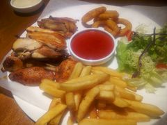 -JINNS锦时 steak&pizza(浸信会礼拜堂旧址店)