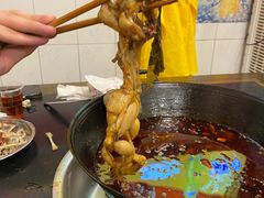 -鸿顺老铁锅美蛙鱼府(解放碑店)