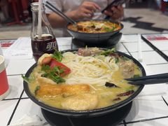 -肥汁米蘭香港米线(长宁来福士店)