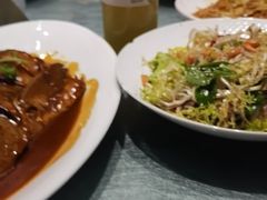 -凤凰园烤鸭店·唐山菜·传承花椒肉(老唐丰路店)