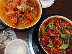 -虾弄弄海派小龙虾·牛羊蝎子火锅