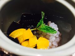 -亮马河饭店翠雅咖啡厅