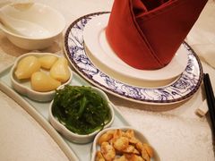 -梅龙镇酒家(南京西路总店)