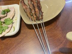 -亮亮面馆(经六路店)