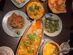 -大头虾越式风味餐厅(光明广场店)