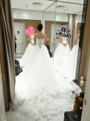 点击看大图 -GRACE KELLY婚纱与礼服(北京店)