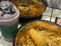 -肥汁米蘭香港米线(长宁来福士店)