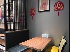 -蟹黄鱼·海派深夜面馆(巨鹿路店)