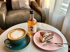 -上海虹桥中心爱琴海亚朵S酒店