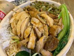 烧汁鸡腿饭-特派卷·老北京烤鸭卷(合生汇购物中心店)