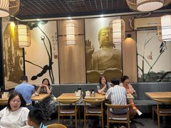 -裕记烧腊连锁餐饮(国商分店)