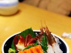 三文鱼北极贝牡丹虾刺身-富山日式料理(宽厚里店)