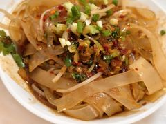 -舟舟刮凉粉