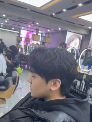 -藤野造型烫染·漂发