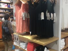 -优衣库(上海正大广场店)