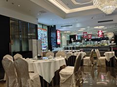 -万龙洲海鲜(大兴绿地缤纷城店)