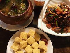 -88号小吃店·经典云南菜·地道纳西美食