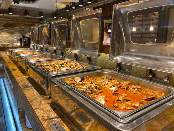 汉巴味德(小寨银泰城店)-"被朋友安利来的一家自助,没想到饭点去的时.