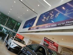 -上海和裕一汽丰田4S店(七宝店)