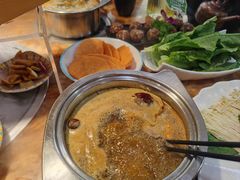 -塔兰齐新疆孜然火锅(鲤鱼山路店)