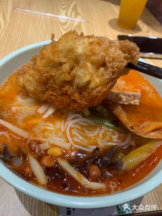 家味螺蛳粉&烤鱼(安远路店)网红炸蛋螺蛳粉图片