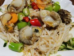 -东来菜馆•手抓海鲜家常菜•海鲜锅贴(鸽子窝店)