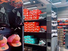 -NIKE上海青浦优选体验店