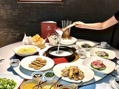 -大良毋米粥 · 粥底火锅(岭南天地店)