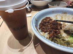 -遇见小面(东方宝泰店)