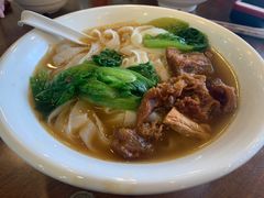 招牌崩砂牛腩沙河粉-沙河粉村·国家非遗传承(云台店)