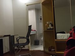 -白玉兰酒店(上海田子坊马当路地铁站店)