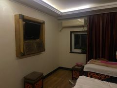 -若石足道SPA 连锁(丹东街店)