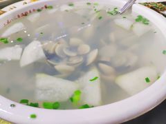 -四川小胡子海鲜(丁村万人海鲜广场店)