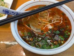 -伊京轩兰州牛肉面(闹市口店)