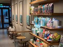 -星巴克(广州淘金路店)