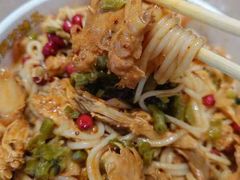 -灵芝妹子海鲜米线(劳动公园店)
