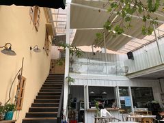-花苑里咖啡(威远店)