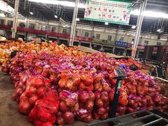 -曼阁市场水果批发市场
