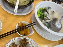 -鹏城人家海鲜酒家·23年老字号(较场尾店)