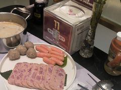 -红鼎豆捞·非遗鲍皇汤火锅(宝丰路店)