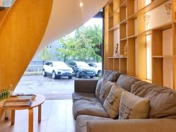 大厅-简法造型·品牌形象店