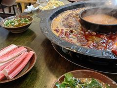 -黄潇洒老火锅(九眼桥宏济巷店)
