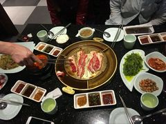 -猪啊牛呀羊啊铜盘烤肉(正大广场店)