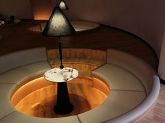 -涨巢·潮玩水疗局